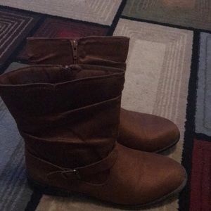 Tan boots